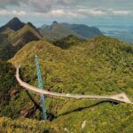 Tận hưởng cảm giác ‘bay’ trên khu rừng nhiệt đới tại Cầu Langkawi Sky ở Malaysia