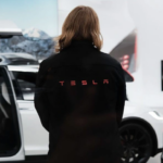 Nhân viên nghỉ ốm quá nhiều, lãnh đạo Tesla Đức… gõ cửa từng nhà điều tra sự thực