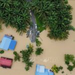 Hàng trăm nghìn người Malaysia tiếp tục phải sơ tán do lũ lụt