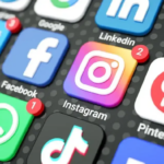 Malaysia chính thức quản lý các nền tảng mạng xã hội theo luật