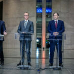 Đức đạt thỏa thuận chi tiêu quốc phòng và cải tổ kinh tế